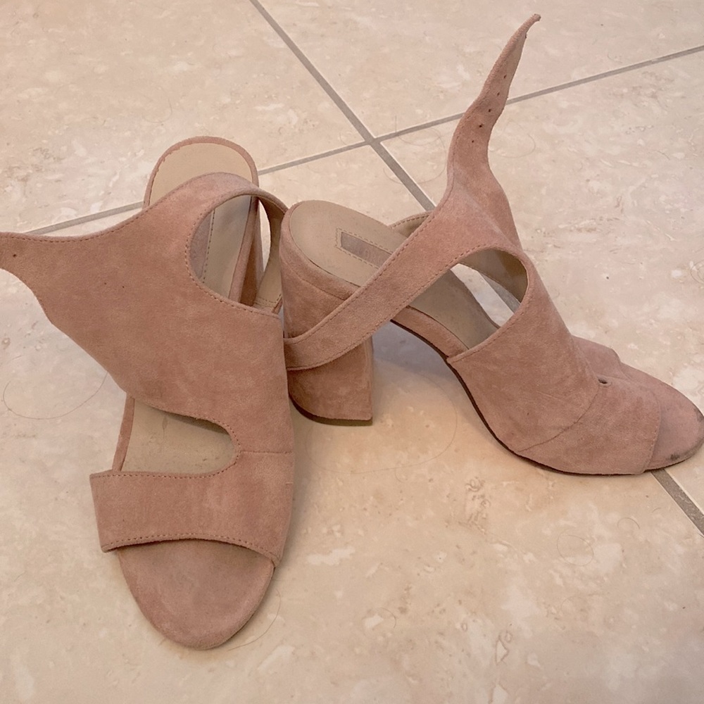 Light pink velvet heels from Forever 21